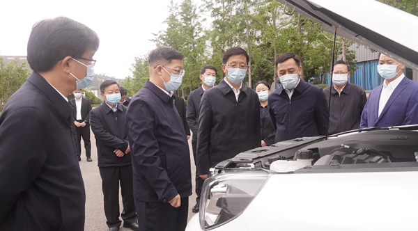 云南省委副书记、省长王予波带队到 欧博abg动力开展调研